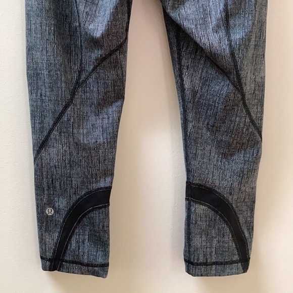 Lululemon Run: Inspire Crop II - Picture 13 of 14